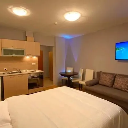 Aspen Golf Aparthotel